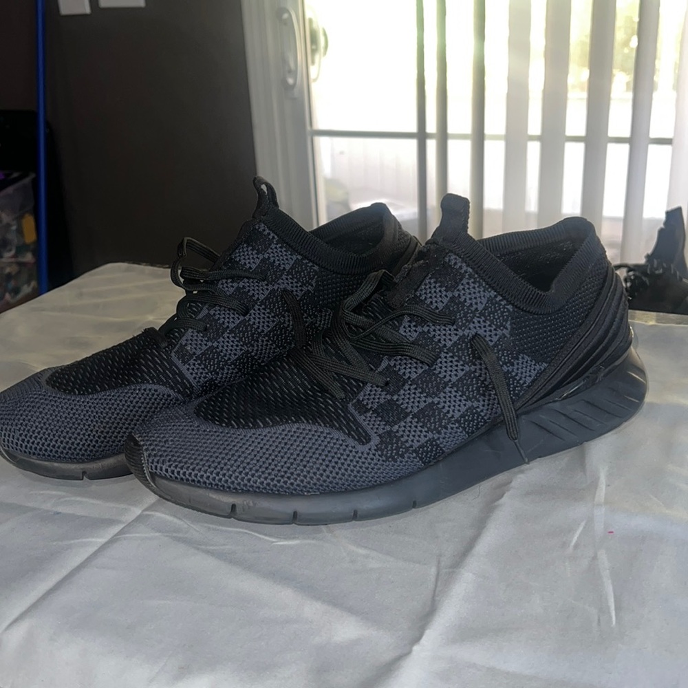 Louis Vuitton Damier Black Comfortable Runners